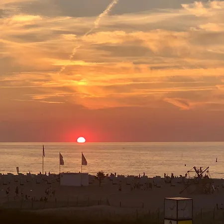 Zuhause Am Mit Sonnenbalkon In Strand- Und Altstadtnaehe Appartement