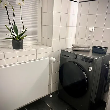 Zuhause Am Mit Sonnenbalkon In Strand- Und Altstadtnaehe شقة