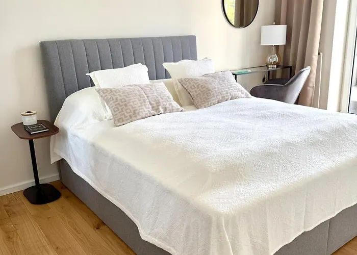 Zuhause Am Mit Sonnenbalkon In Strand- Und Altstadtnaehe