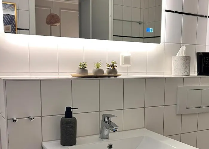 Zuhause Am Mit Sonnenbalkon In Strand- Und Altstadtnaehe Apartament *