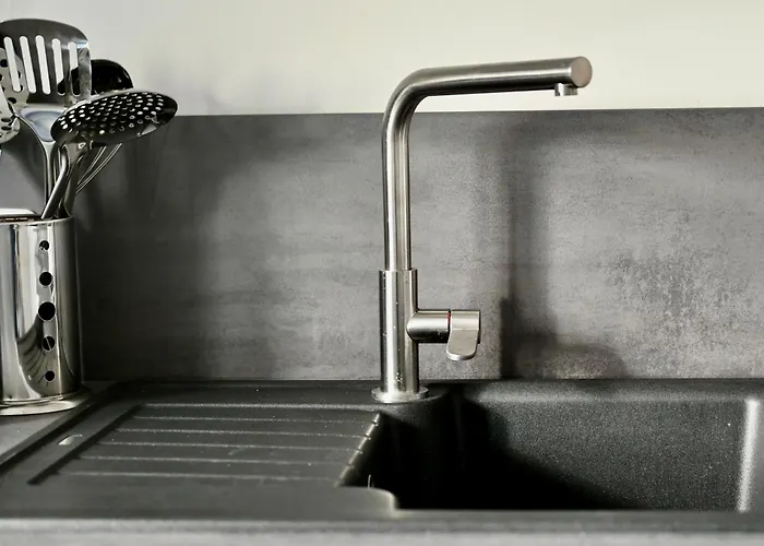 Zuhause Am Mit Sonnenbalkon In Strand- Und Altstadtnaehe